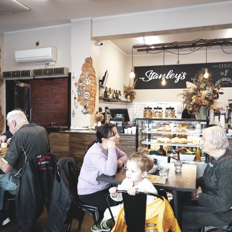 Stanley's Cafe and Restaurant