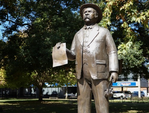 Shepparton 2024 - William Cooper Statue - Queens Gardens 49