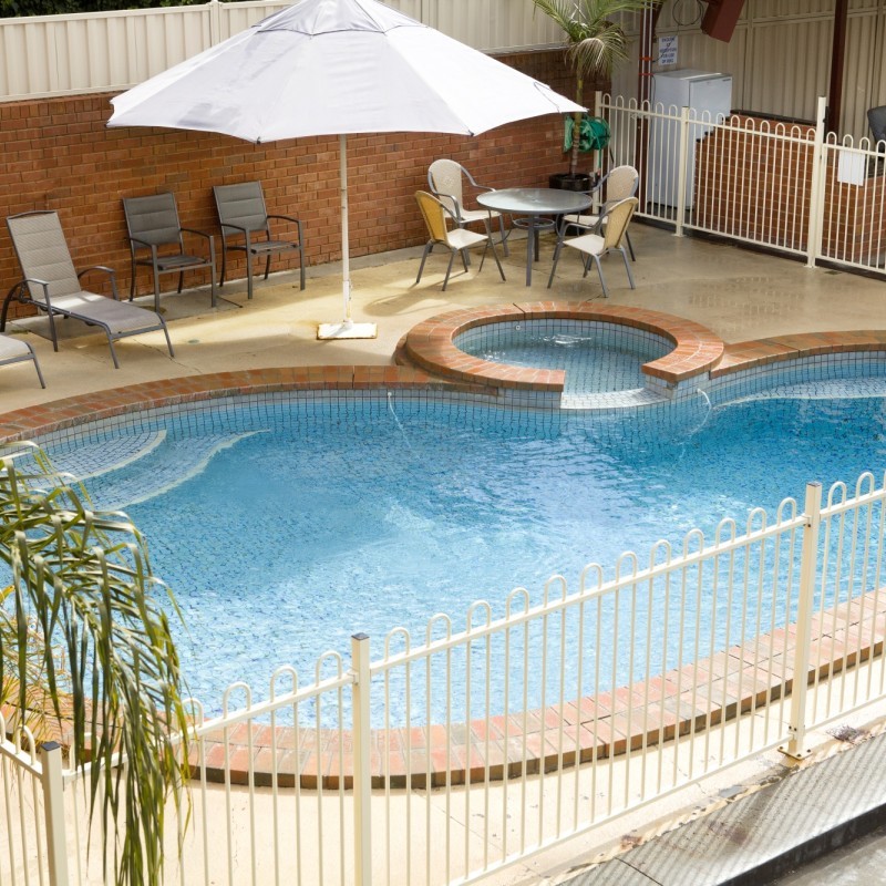 Courtyard Motor Inn