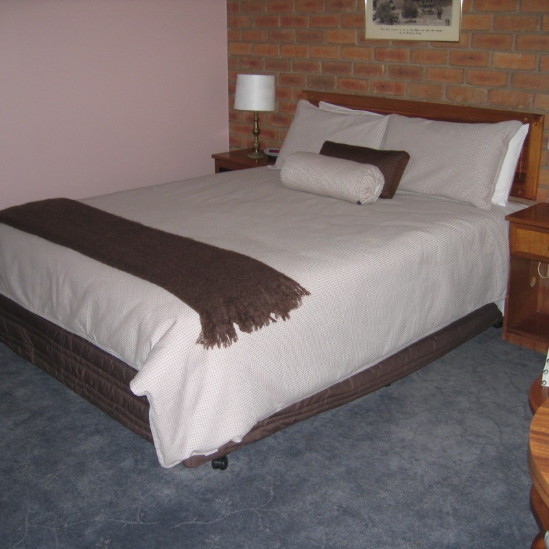 Rodney Motor Inn