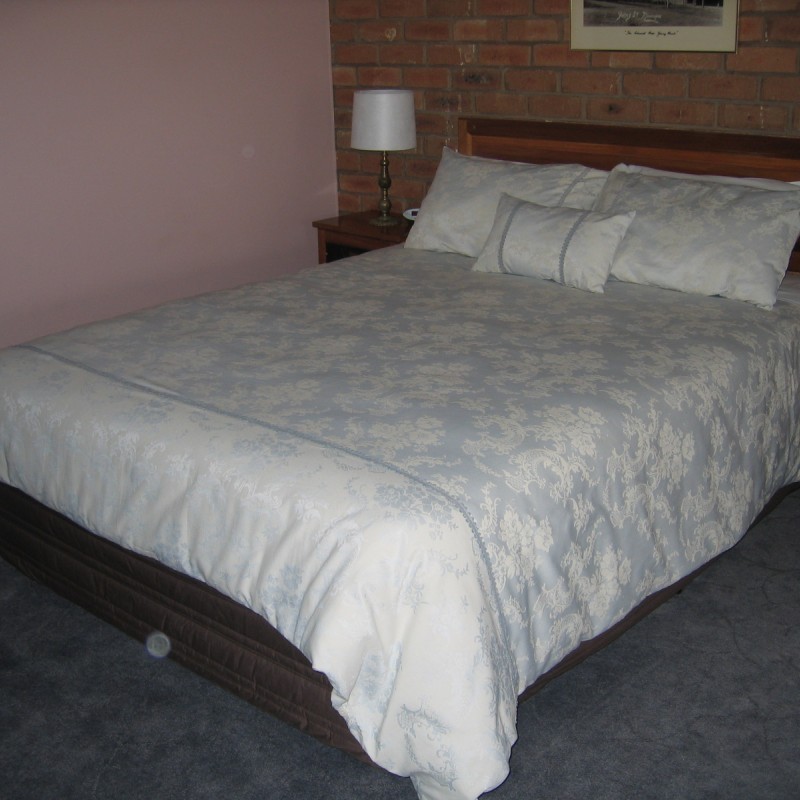 Rodney Motor Inn